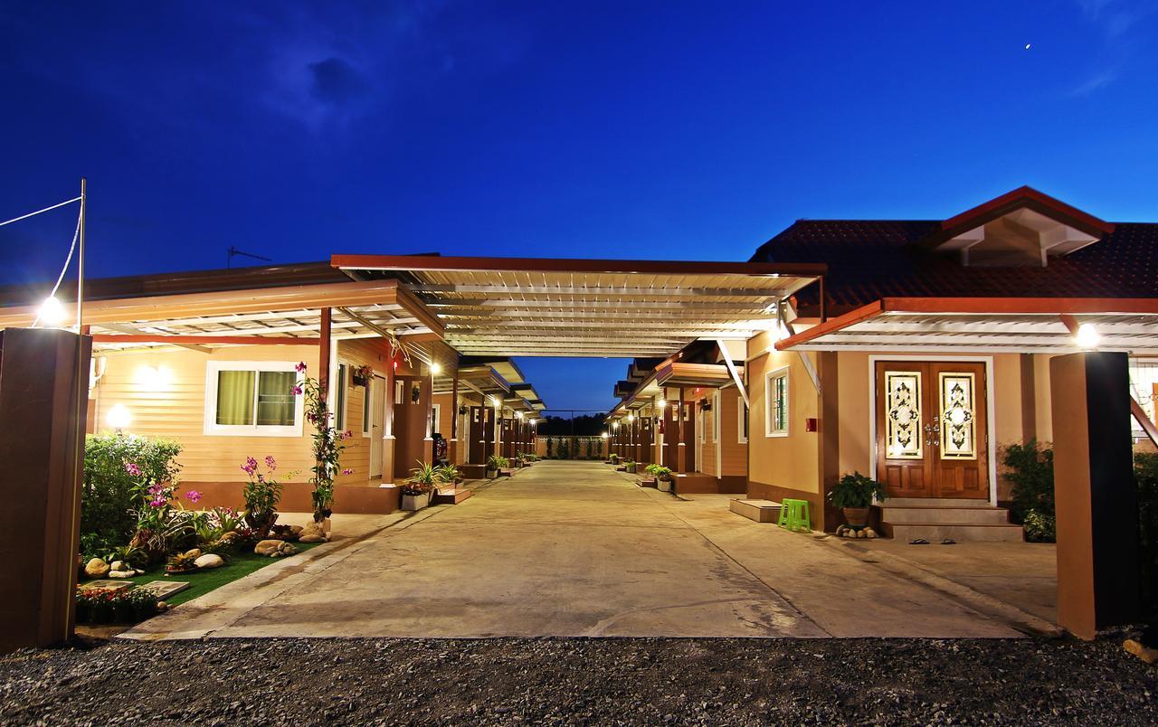 Rojanavee Resort Nakhon Nayok Exterior photo